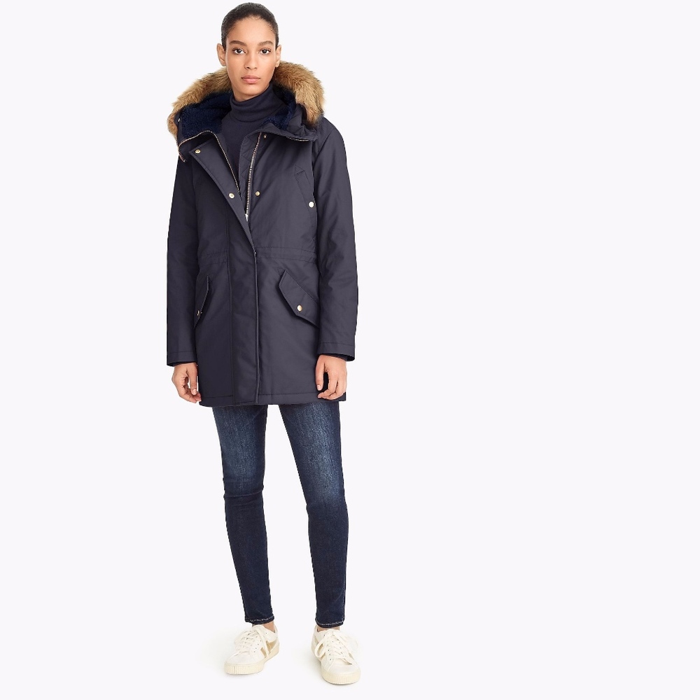 PERFECT WINTER PARKA WITH ECO-FRIENDLY PRIMALOFT®